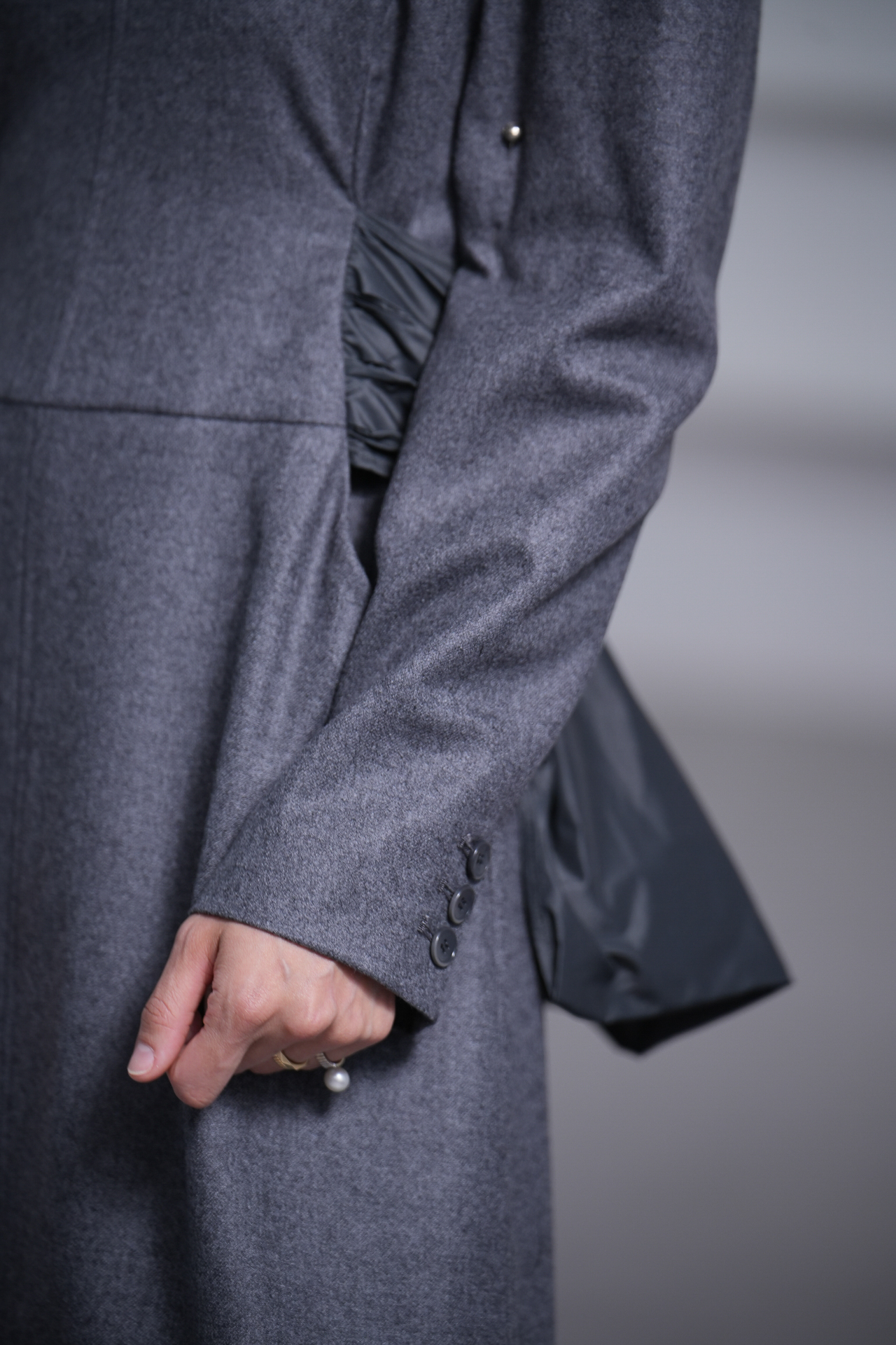 Fiona Charcoalの画像