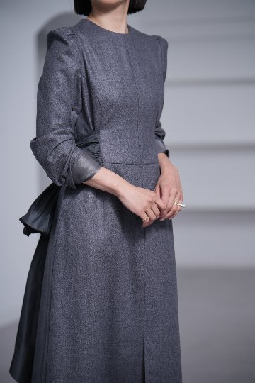 Fiona Charcoalの画像