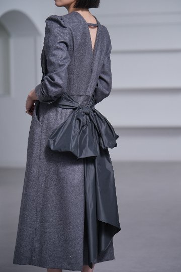 Fiona Charcoalの画像