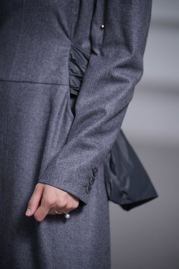 Fiona Charcoalの画像