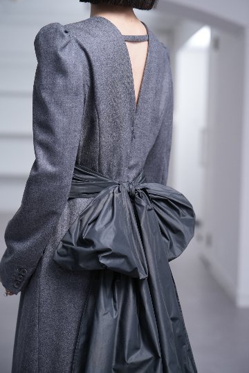 Fiona Charcoalの画像