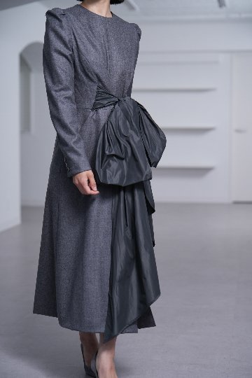 Fiona Charcoalの画像