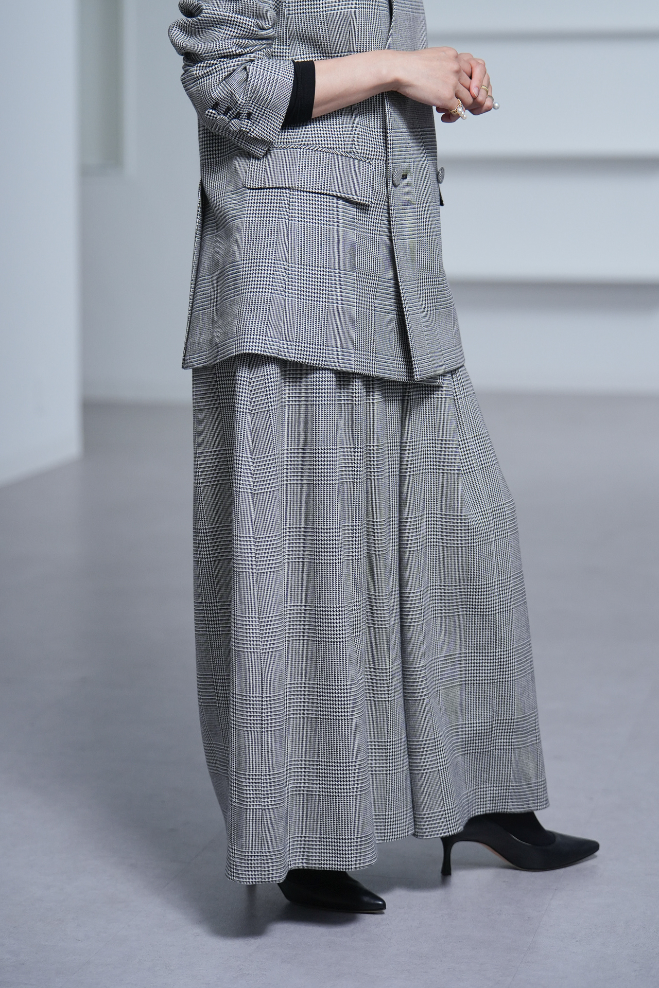 Fred Glen Check　White/Blackの画像