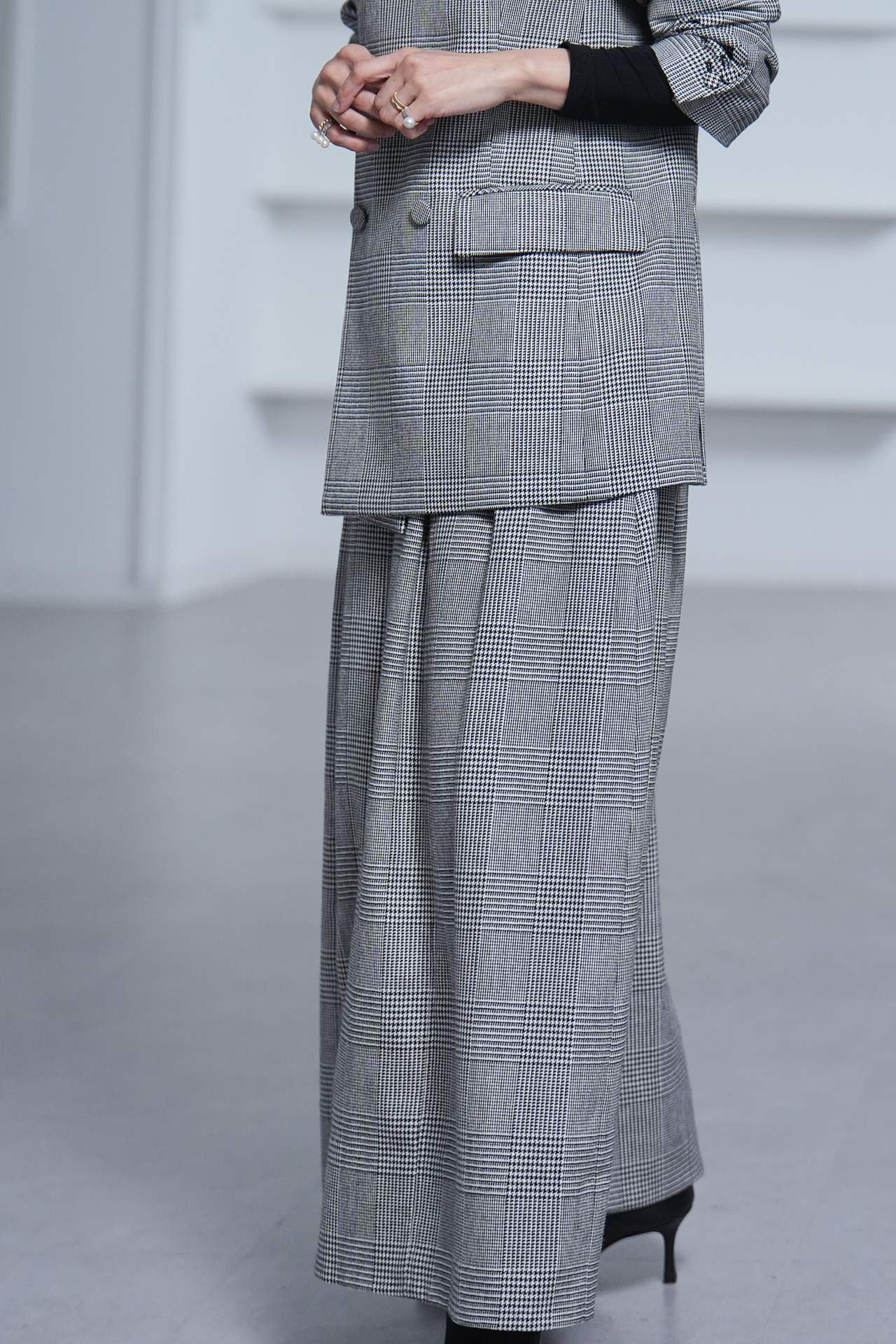 Fred Glen Check　White/Blackの画像