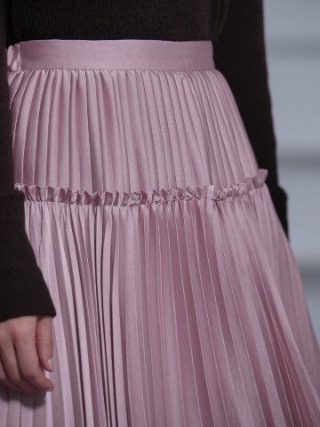 Rebecca Pinkの画像