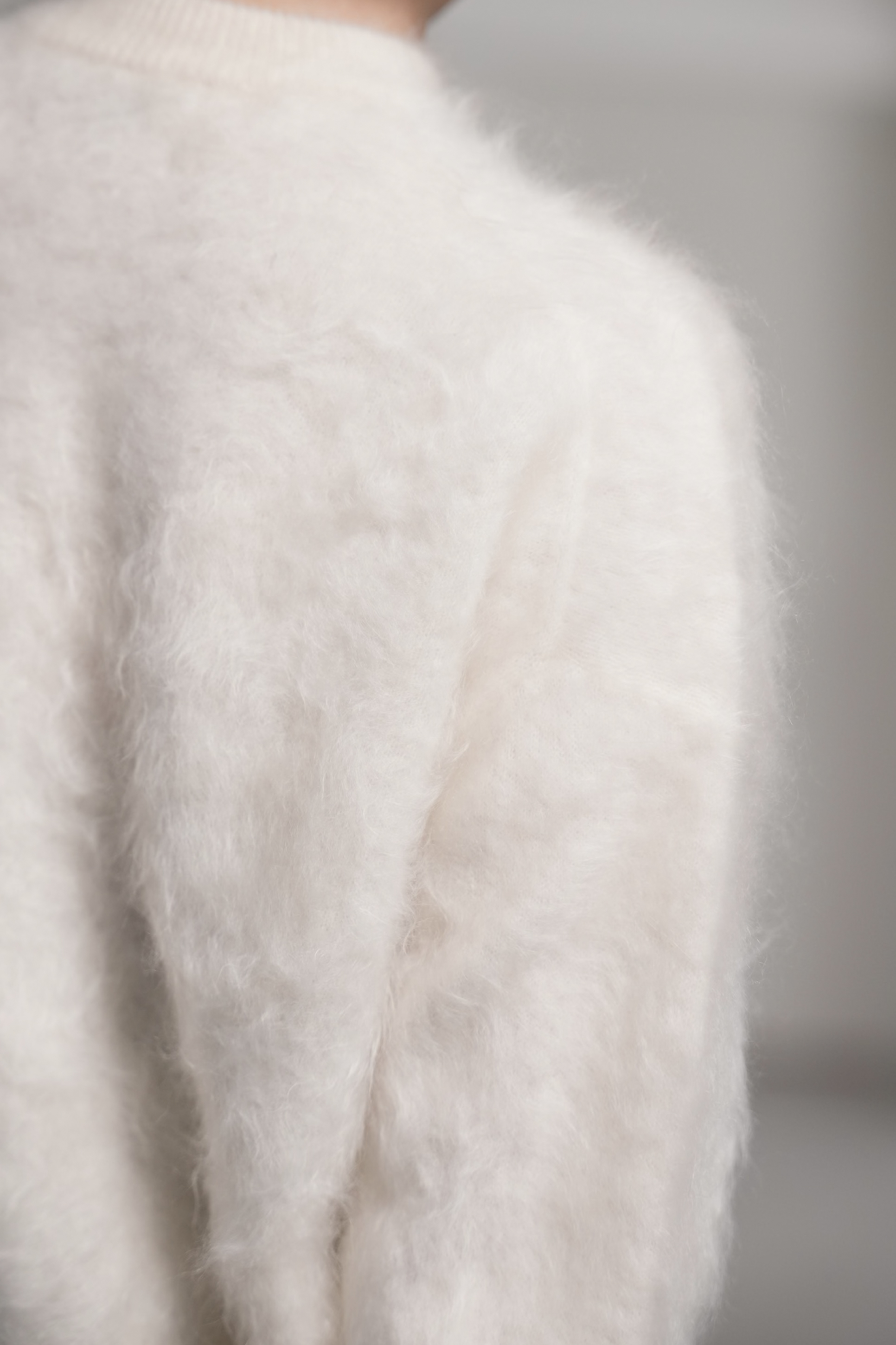 Alma Fur Cashmere OffWhiteの画像