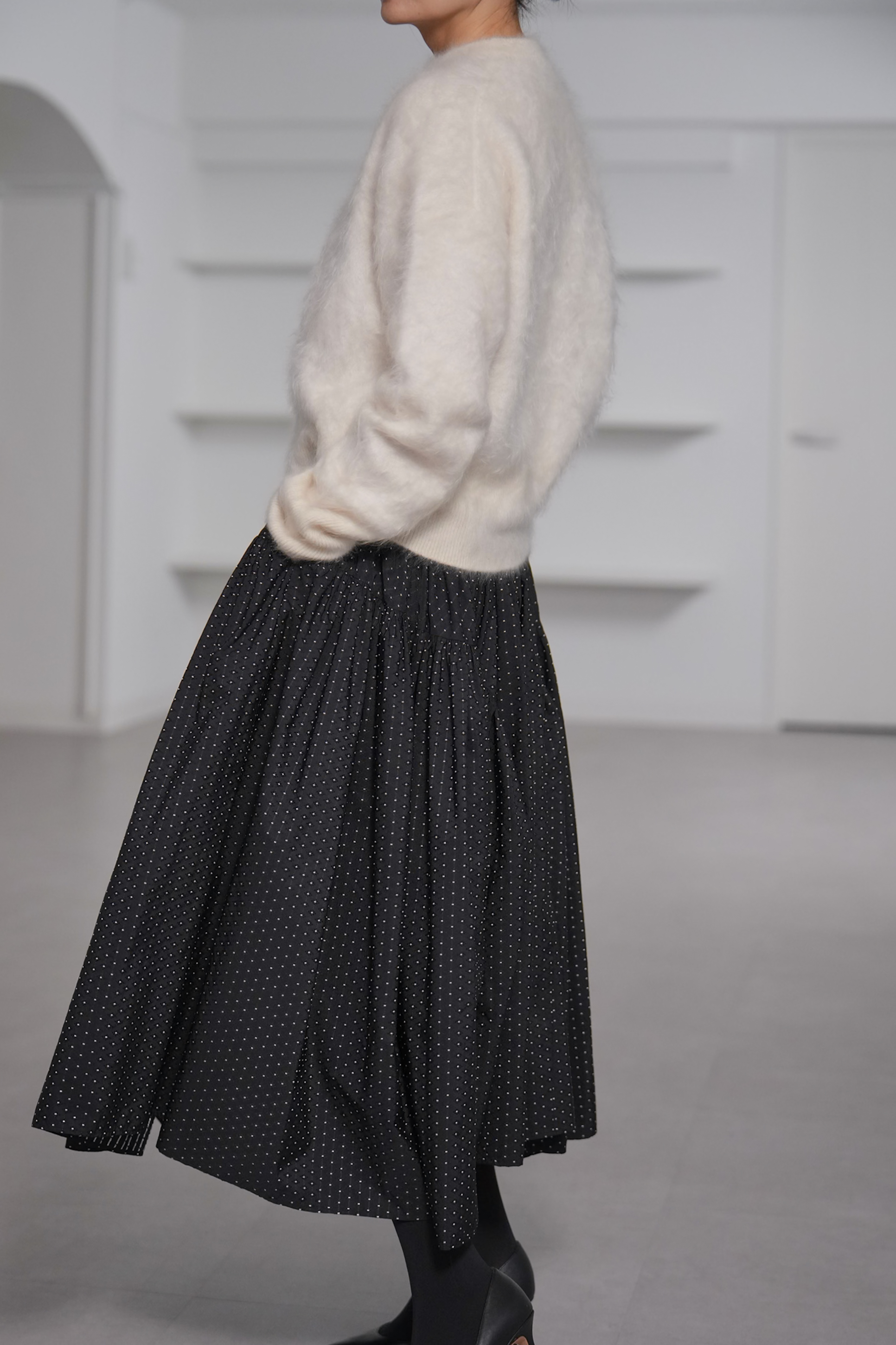 Alma Fur Cashmere OffWhiteの画像