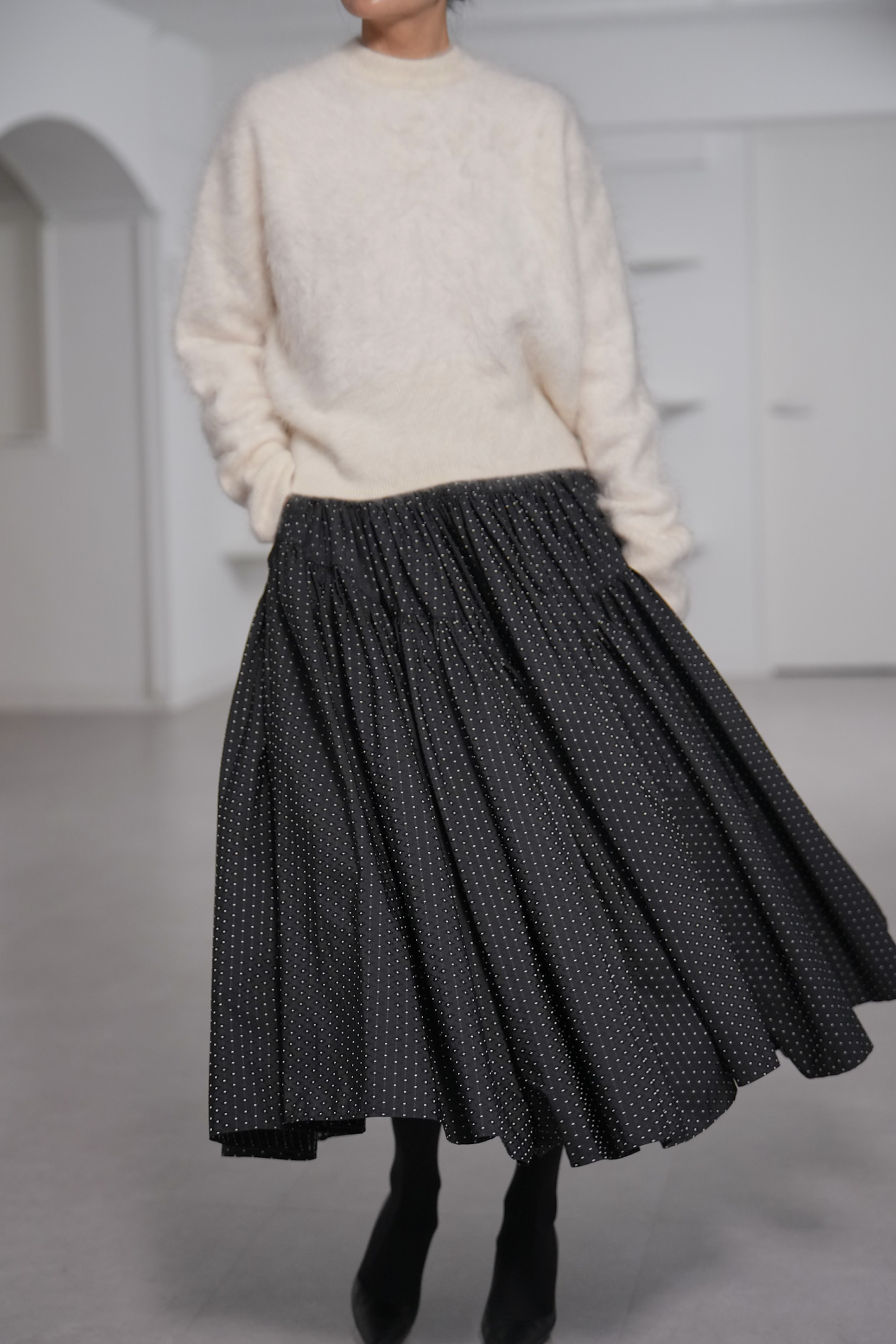 Alma Fur Cashmere OffWhiteの画像