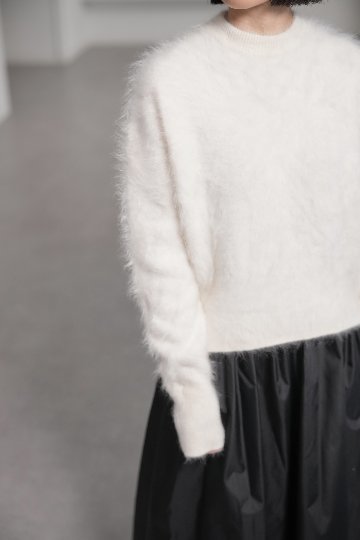 Alma Fur Cashmere OffWhiteの画像