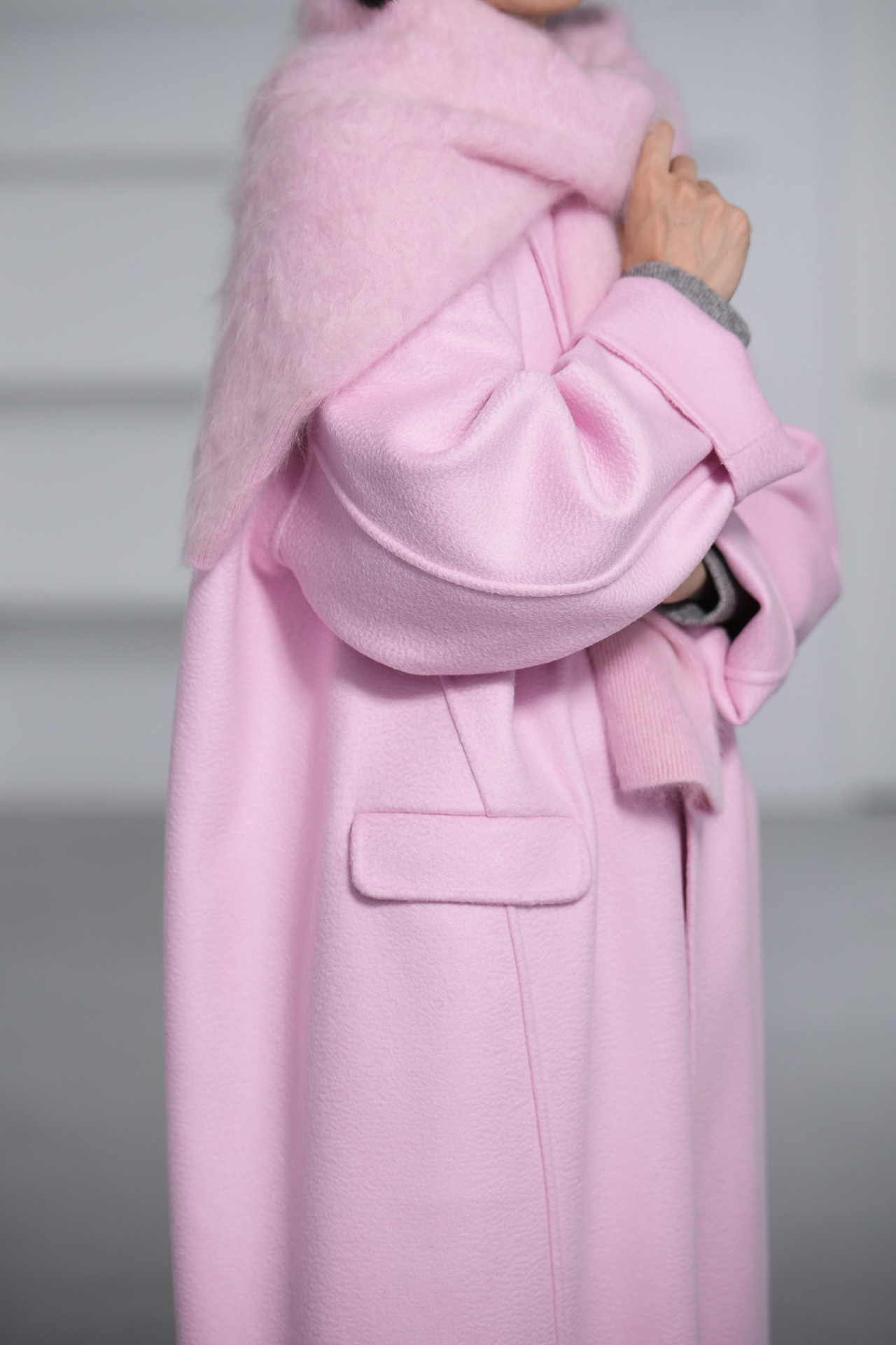 Alma Fur Cashmere Pinkの画像