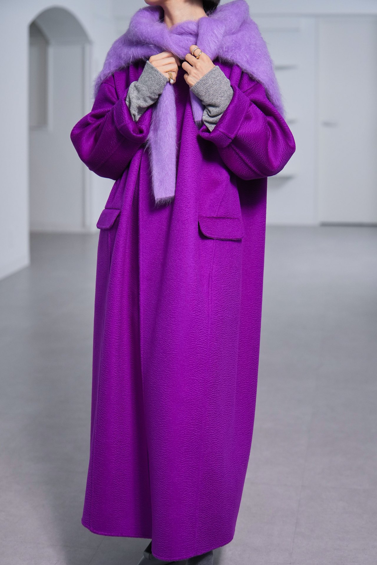 Alma Fur Cashmere Lilacの画像