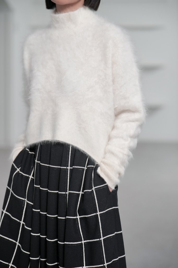 Tops｜SHE Tokyo online shop