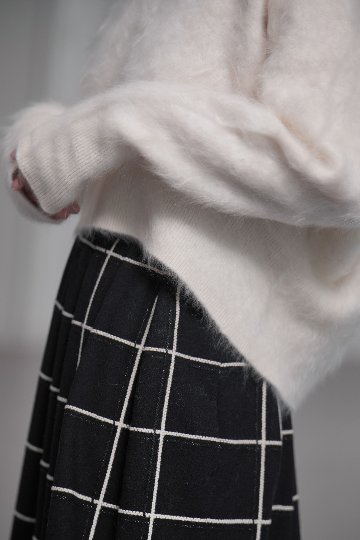 Alma Fur Cashmere High Neck OffWhiteの画像