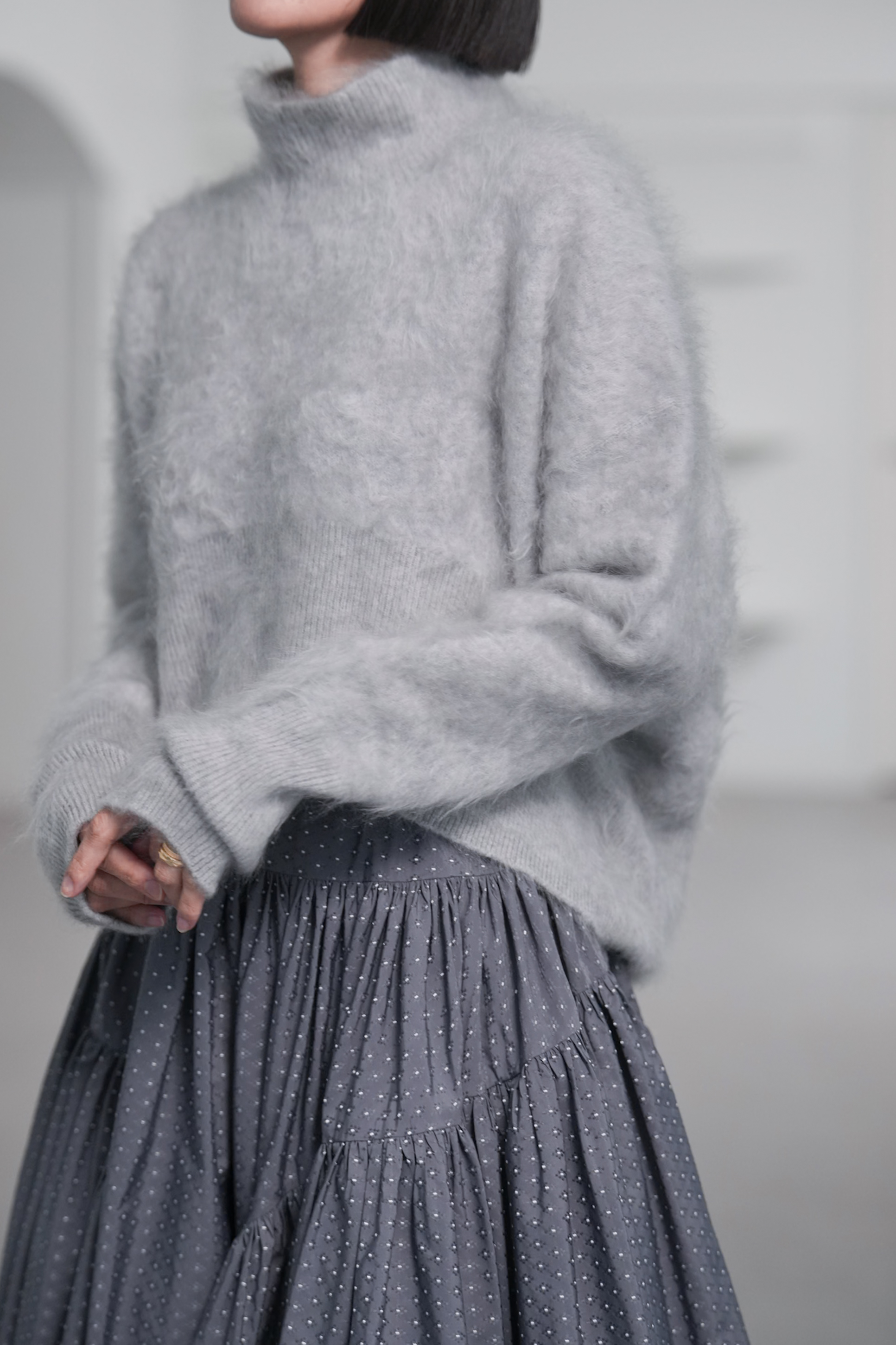 Alma Fur Cashmere High Neck IceGrayの画像