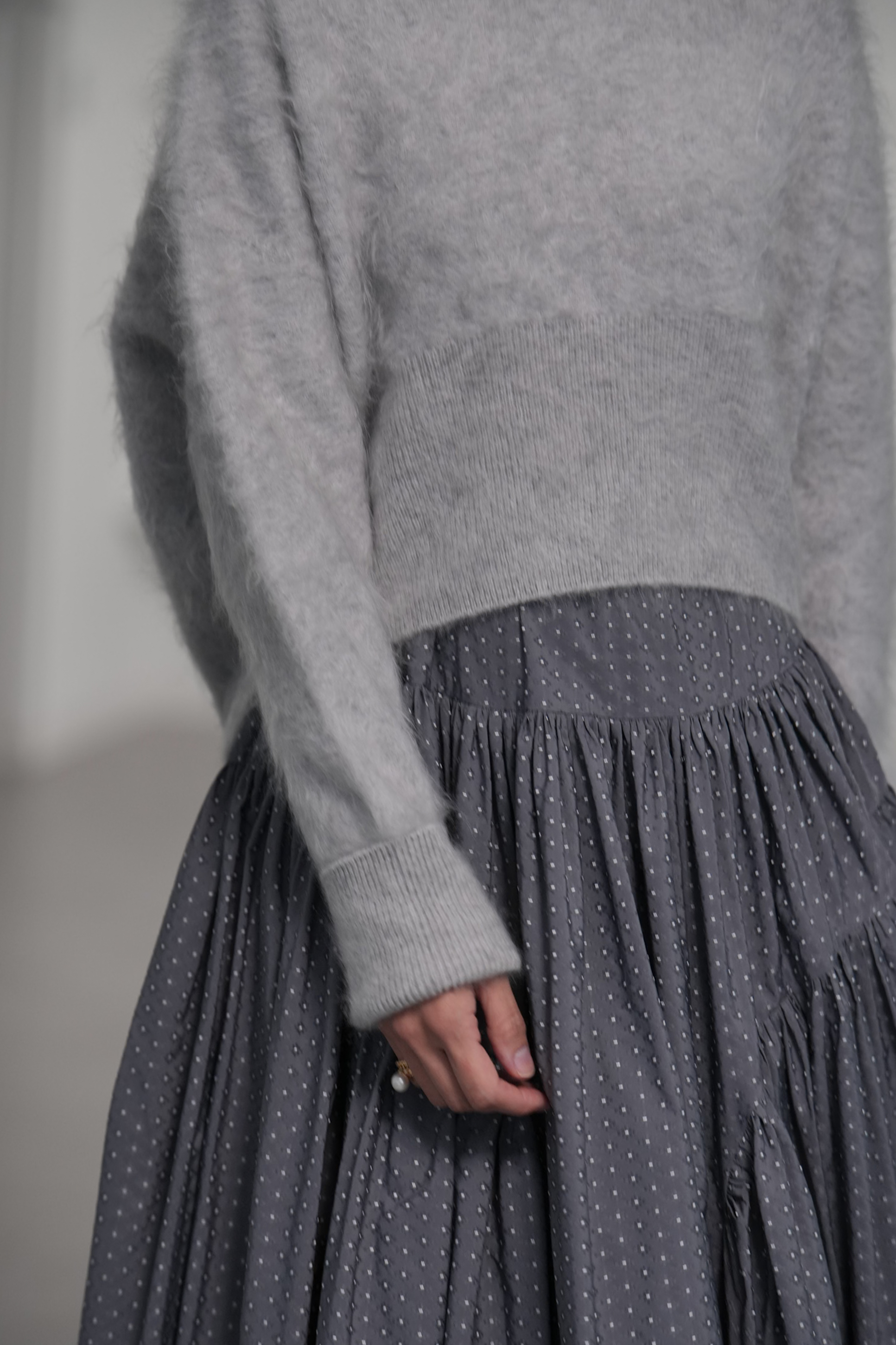 Alma Fur Cashmere High Neck IceGrayの画像