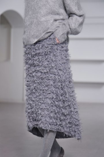 Odile Feather Charcoalの画像