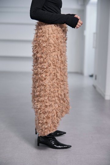 Odile Feather Cappuccinoの画像