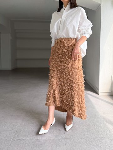 Odile Feather Cappuccinoの画像