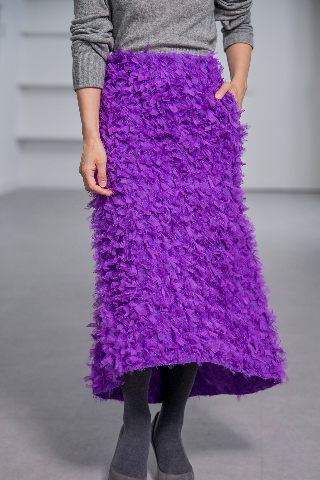 Odile Feather Grapeの画像