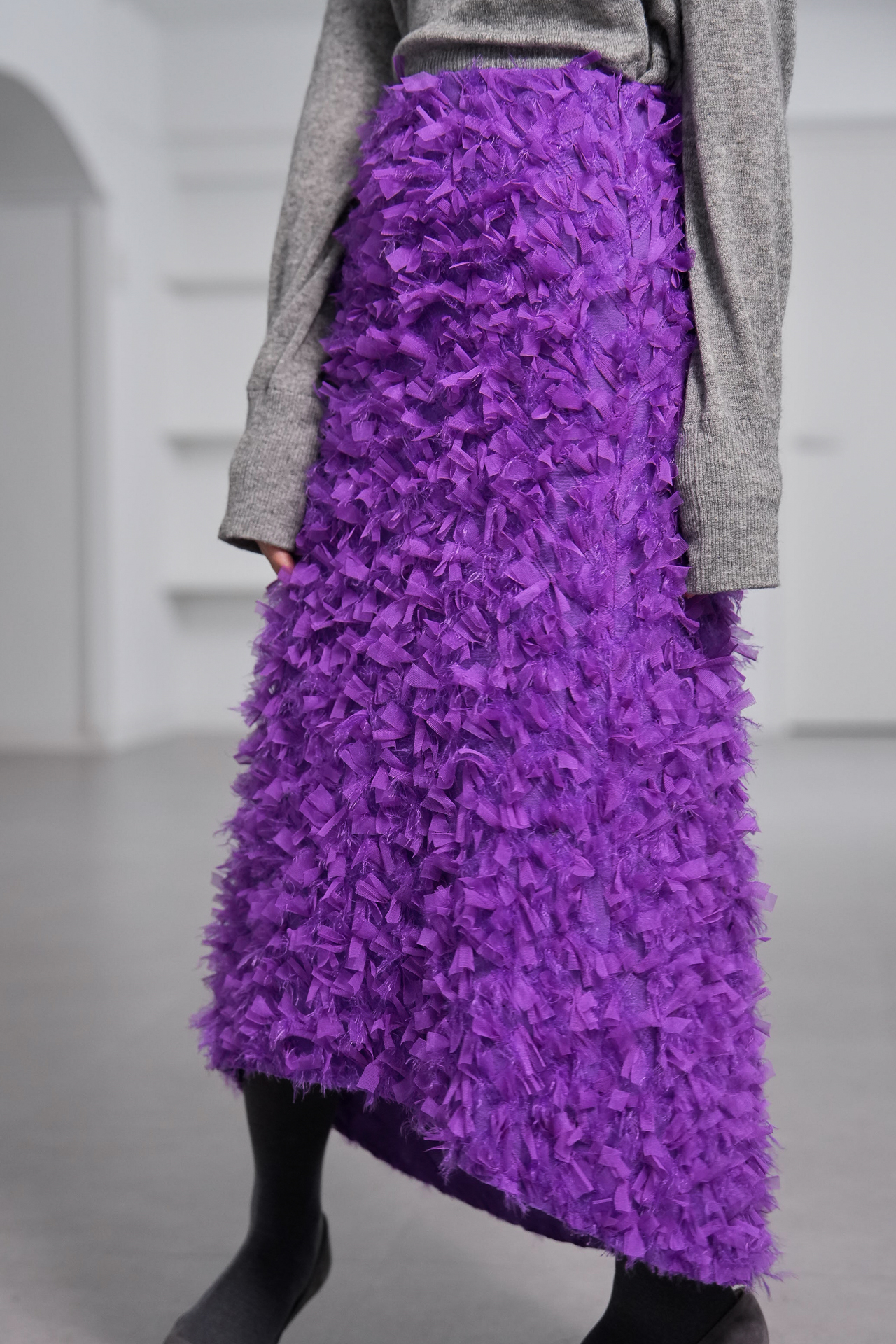 Odile Feather Grapeの画像