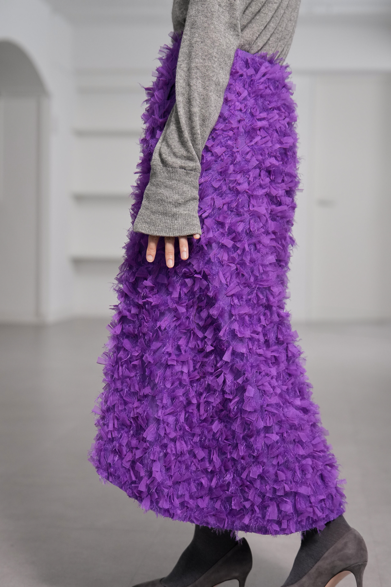 Odile Feather Grapeの画像