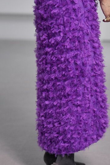 Odile Feather Grapeの画像