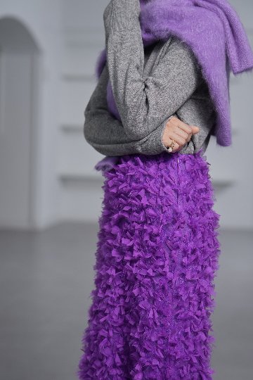 Odile Feather Grapeの画像