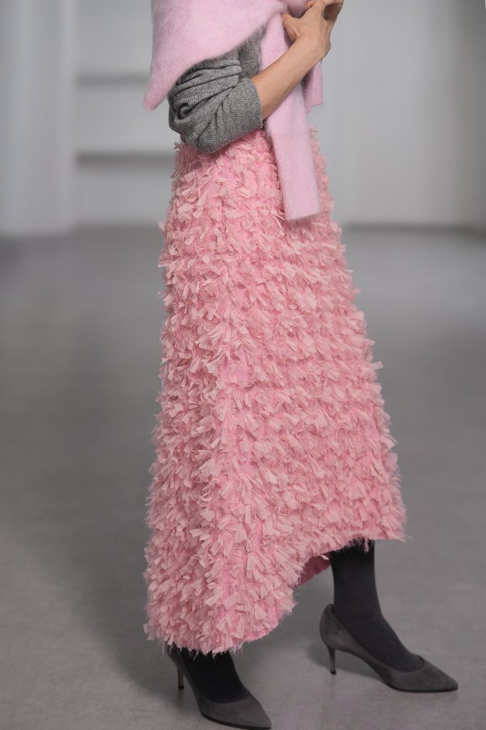 SHE Tokyo Elliy feather スカート グレー