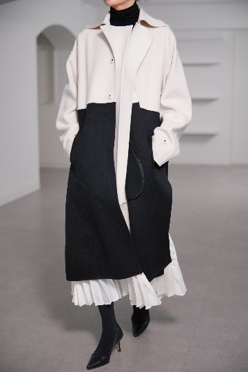 Rebecca OffWhiteの画像