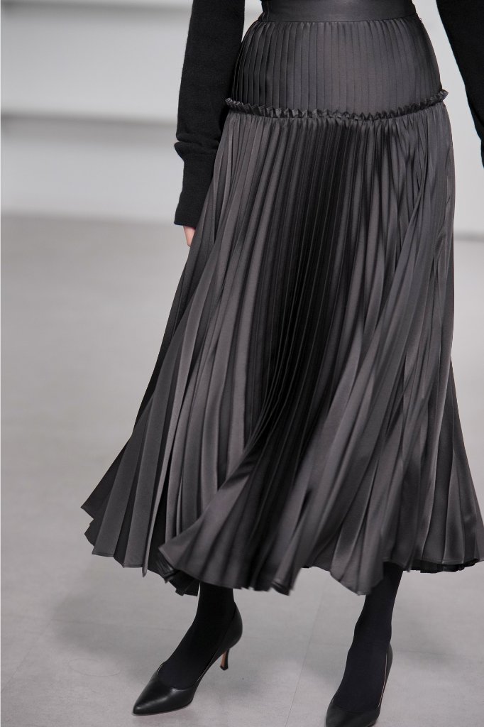 すべて｜SHE Tokyo online shop