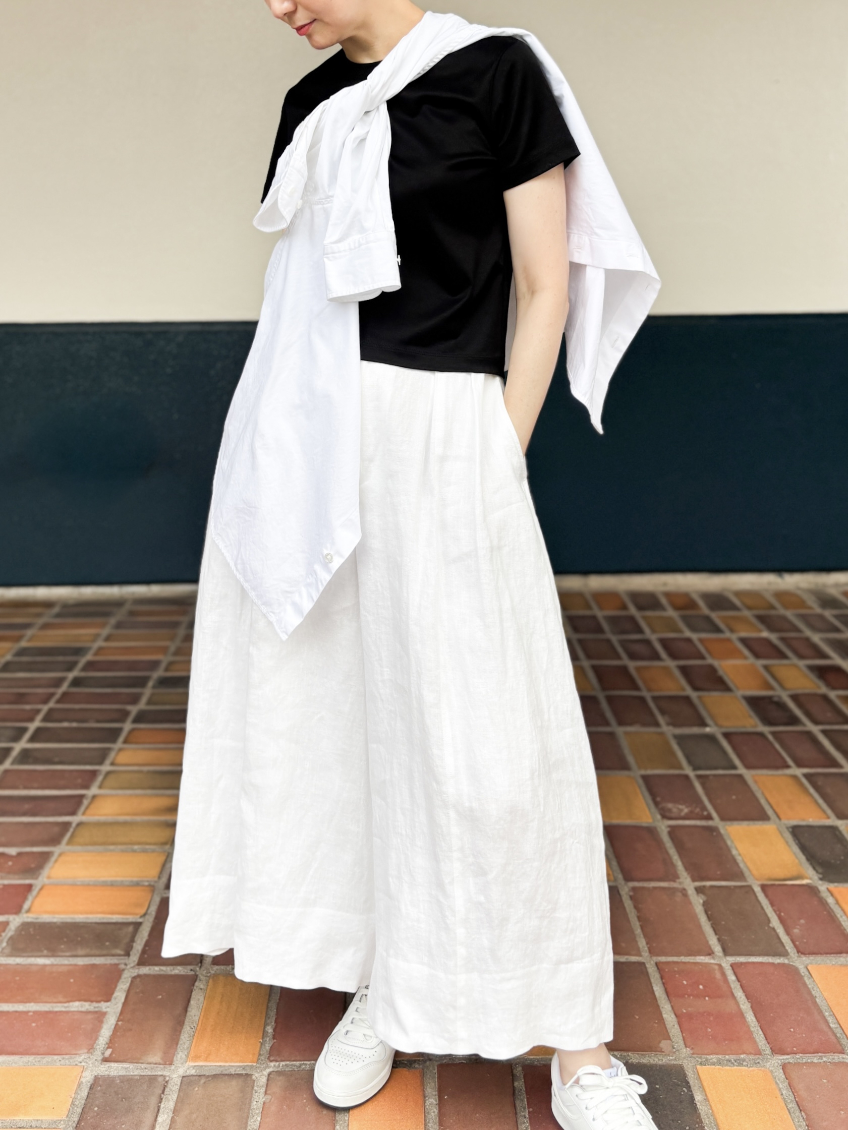 Amy Clopped Blackの画像