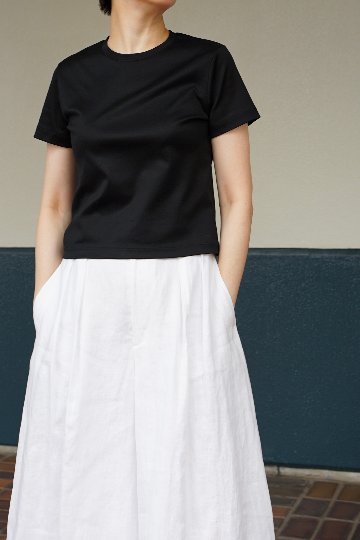 Amy Clopped Blackの画像