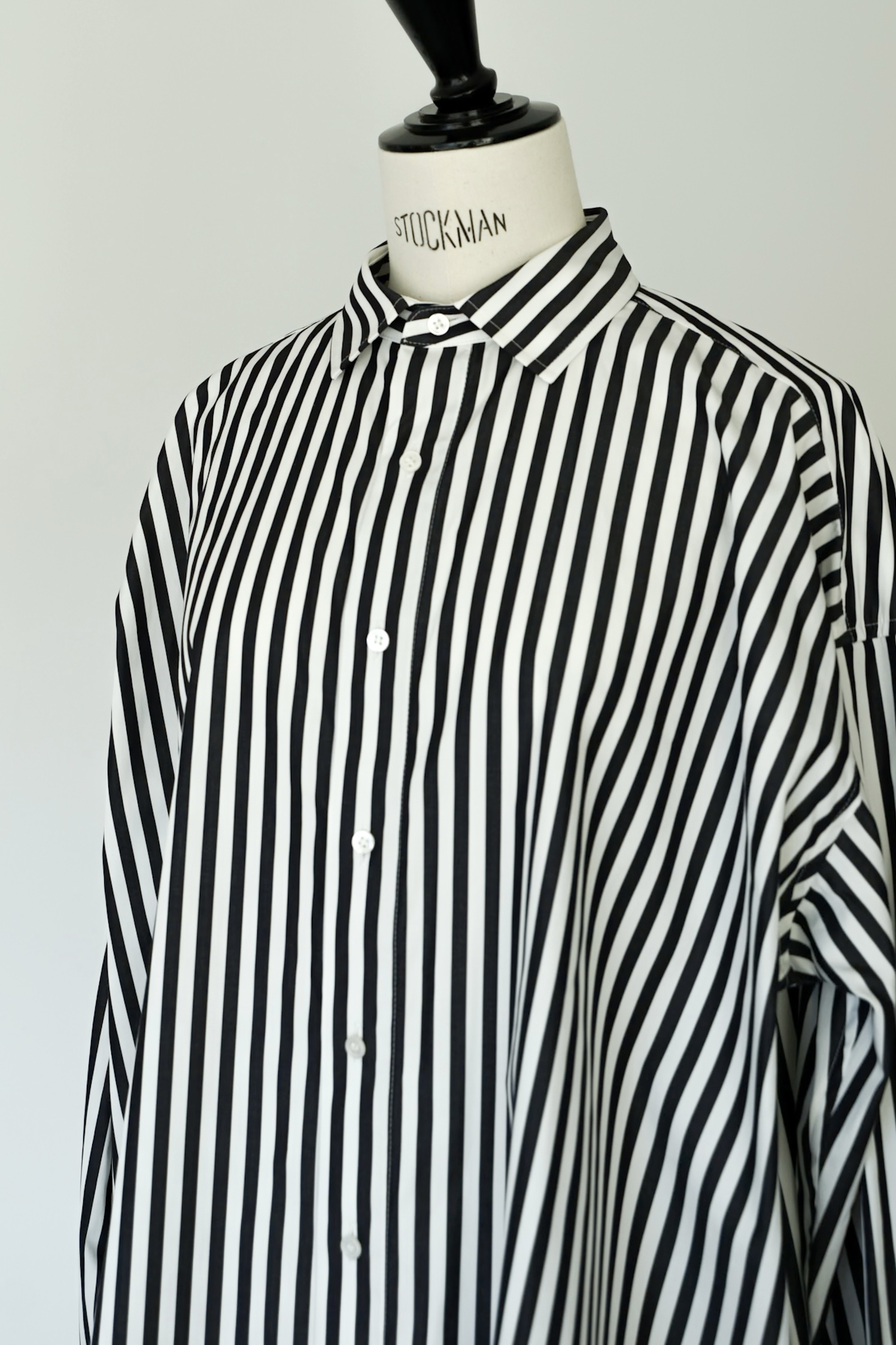 Ray Stripe White/Blackの画像