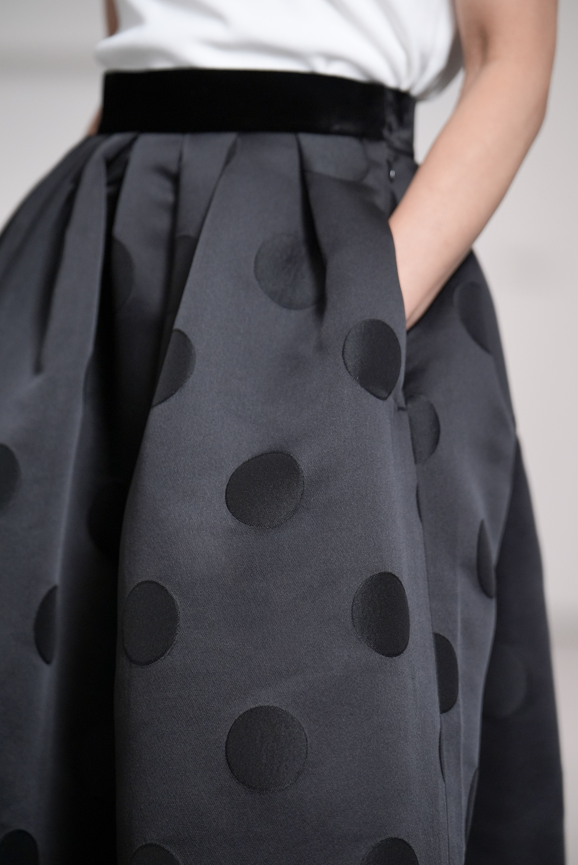 【3月上旬-3月末デリバリー予定】Anna Satin Dotの画像