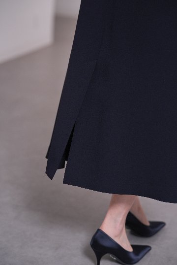 Elliot (Long Sleeve)の画像