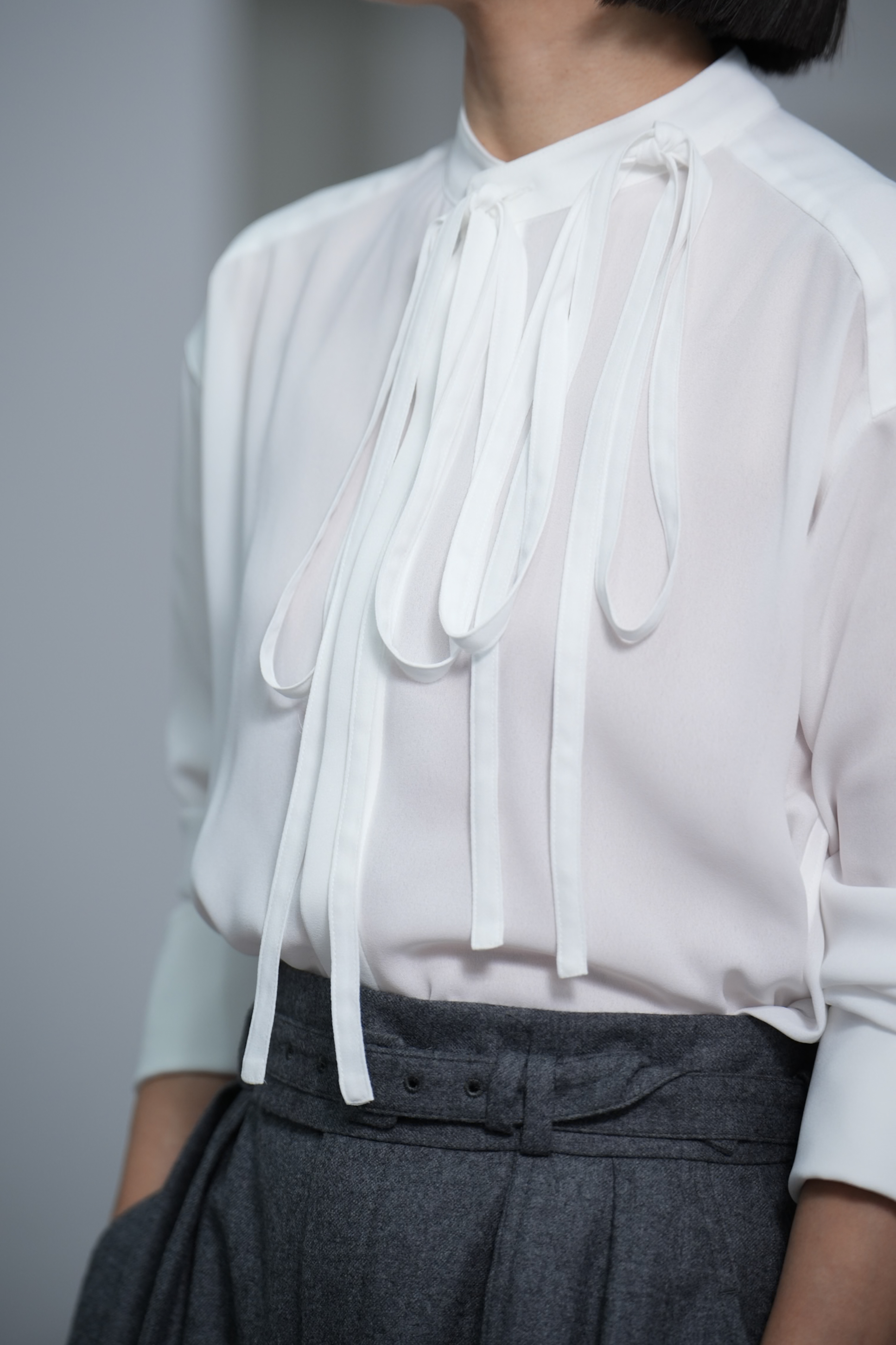 Ellen W Tie Georgette Whiteの画像