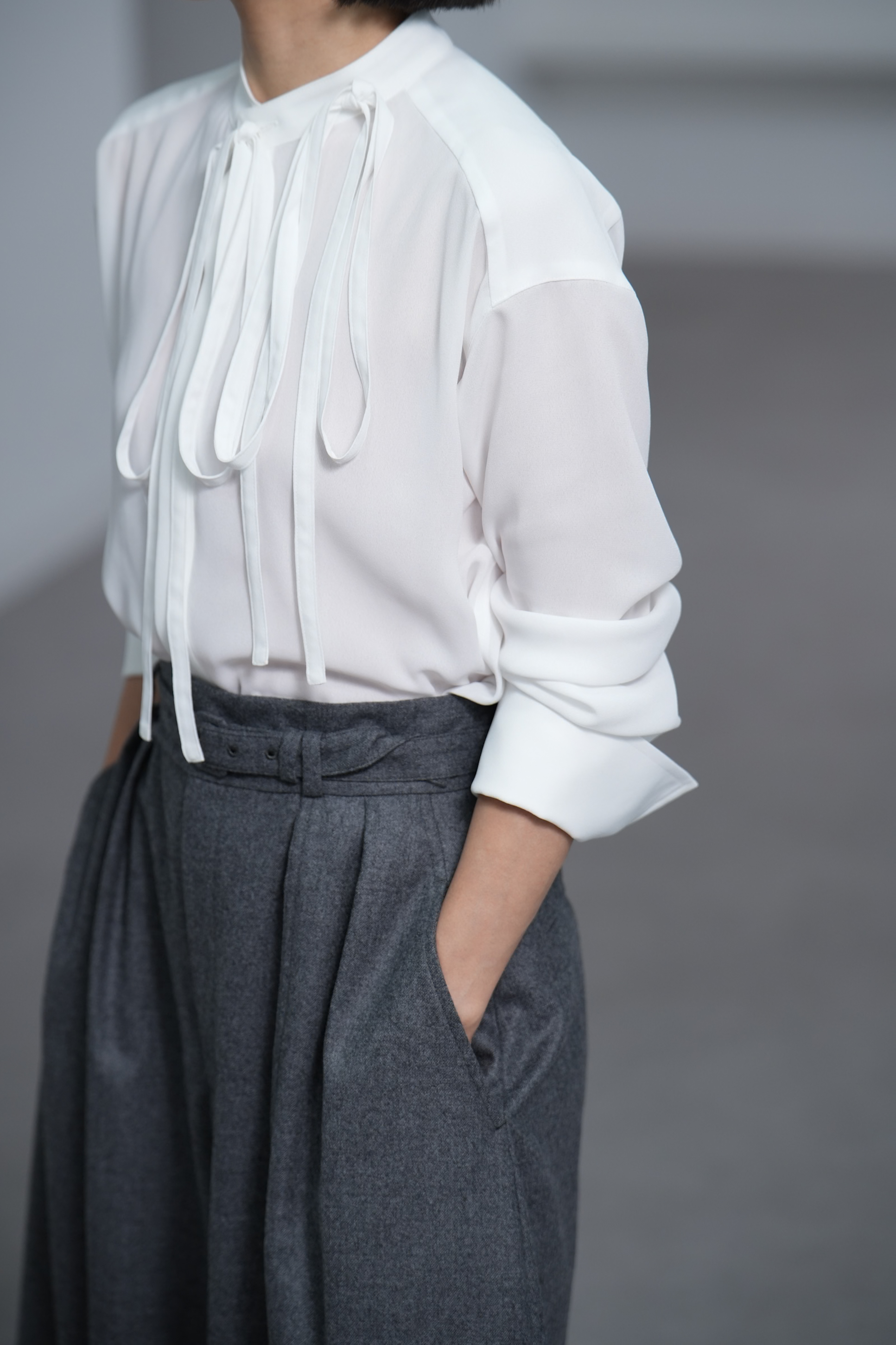 Ellen W Tie Georgette Whiteの画像