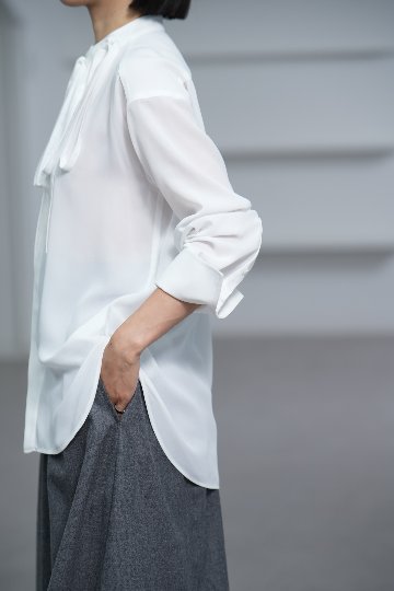 Ellen W Tie Georgette Whiteの画像