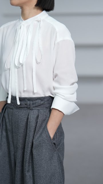 Ellen W Tie Georgette Whiteの画像
