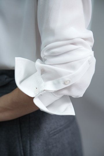 Ellen W Tie Georgette Whiteの画像