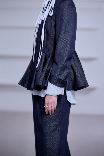 Ellen W Tie Georgette Whiteの画像