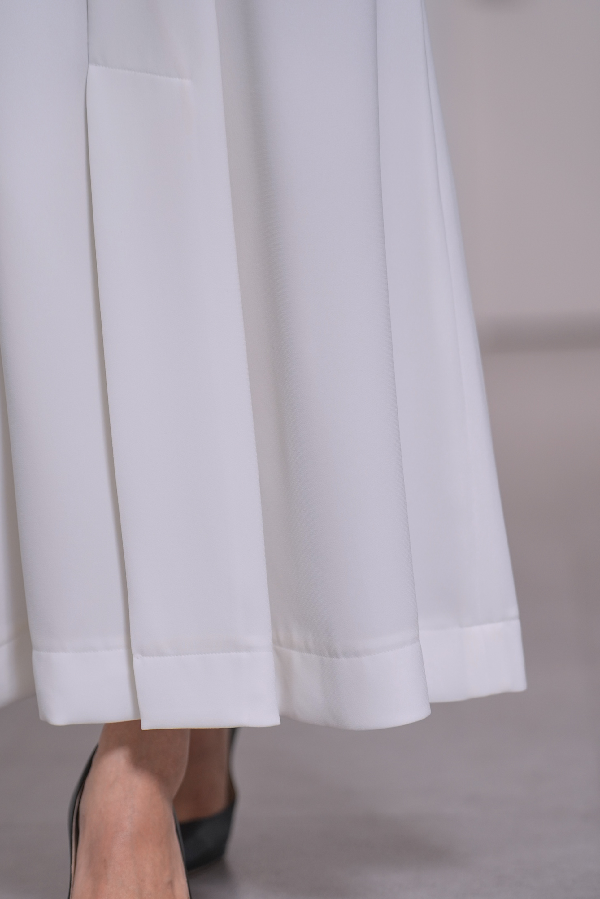 【2月中旬-2月末デリバリー予定】Elliot (全2色)の画像