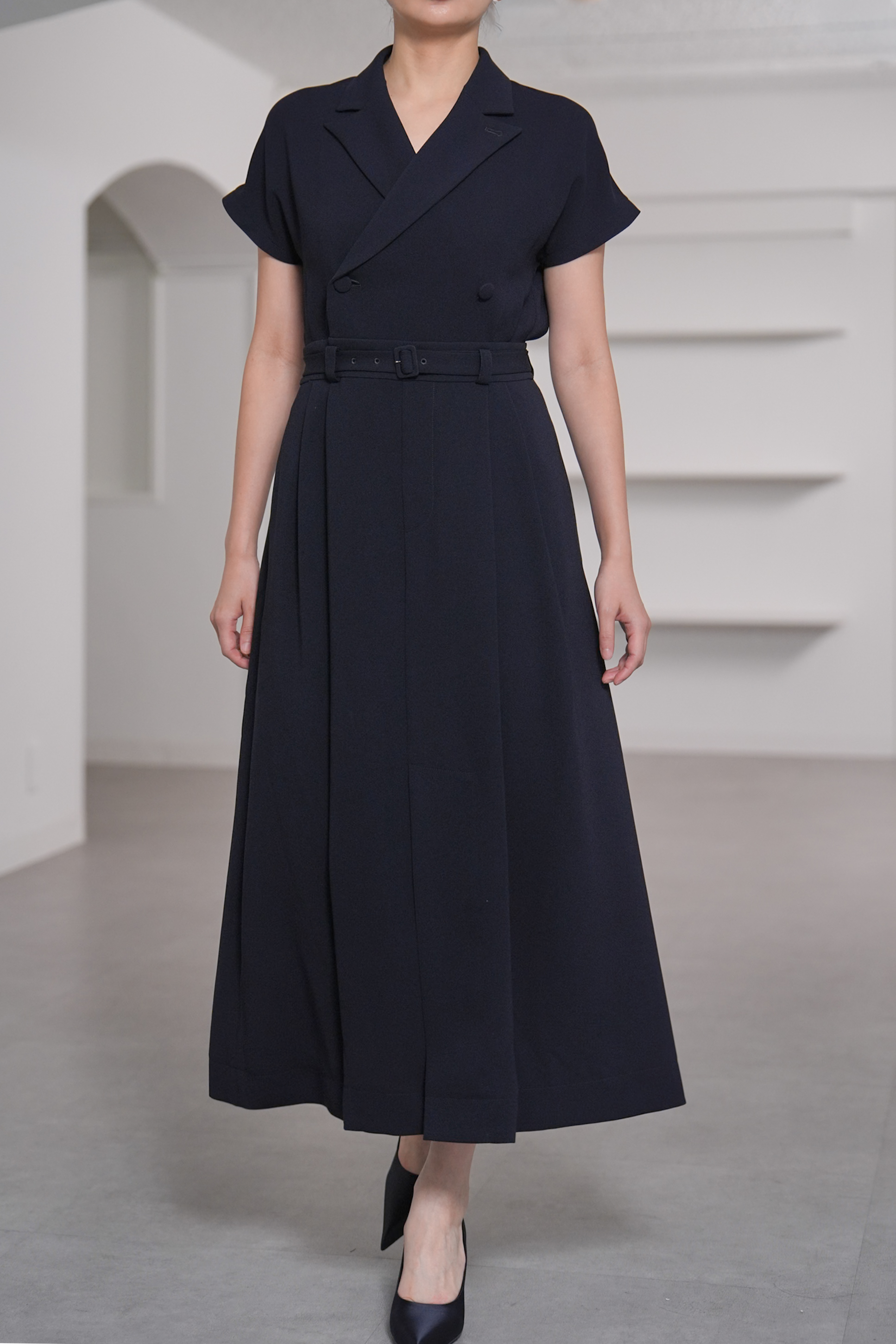 【2月中旬-2月末デリバリー予定】Elliot (全2色)の画像