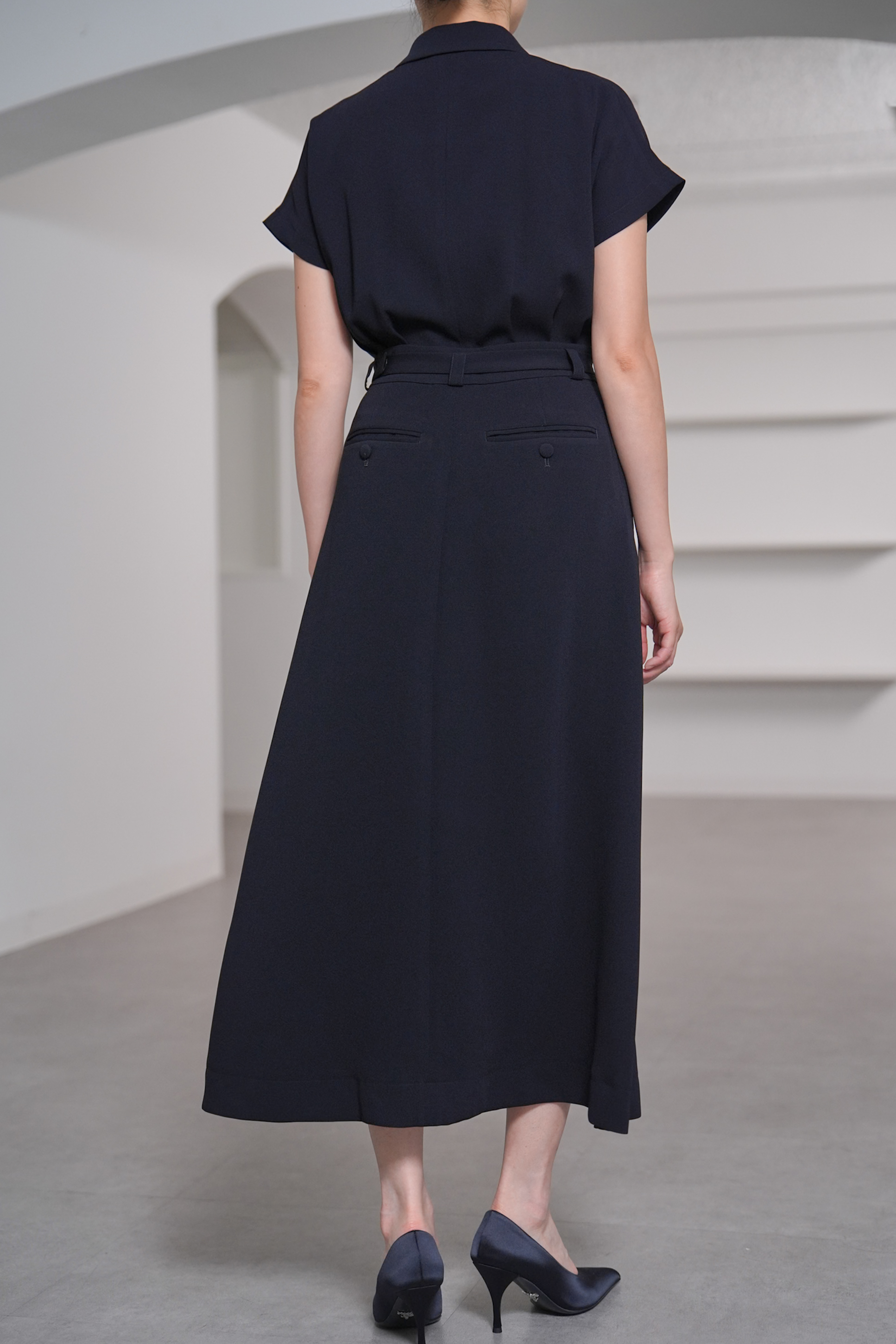 【2月中旬-2月末デリバリー予定】Elliot (全2色)の画像