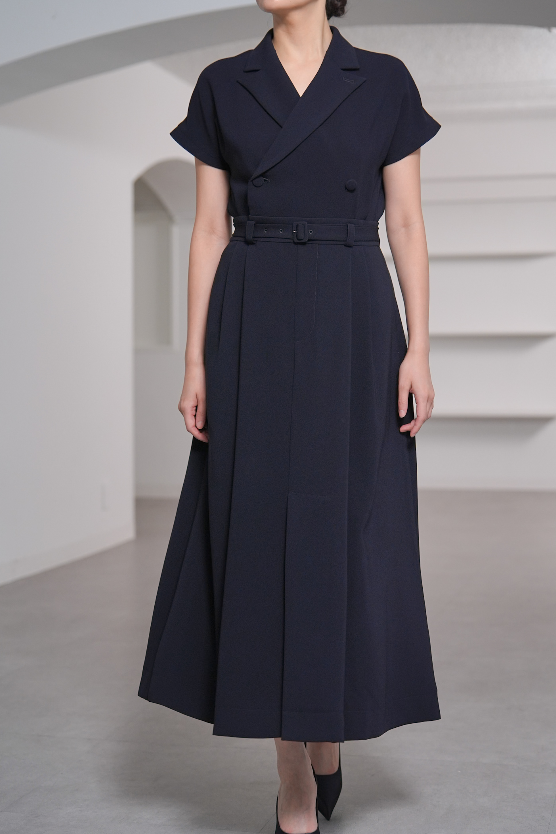 【2月中旬-2月末デリバリー予定】Elliot (全2色)の画像