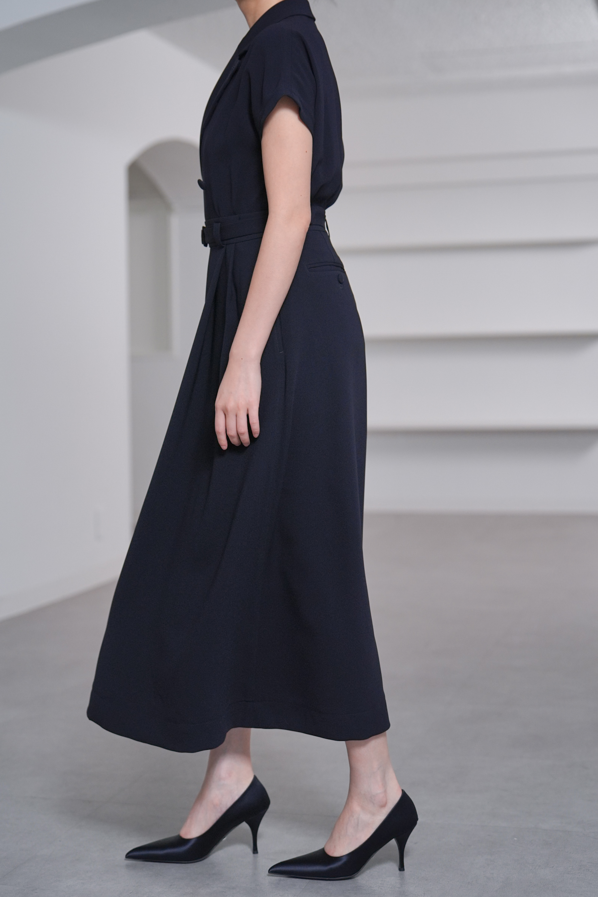 【2月中旬-2月末デリバリー予定】Elliot (全2色)の画像