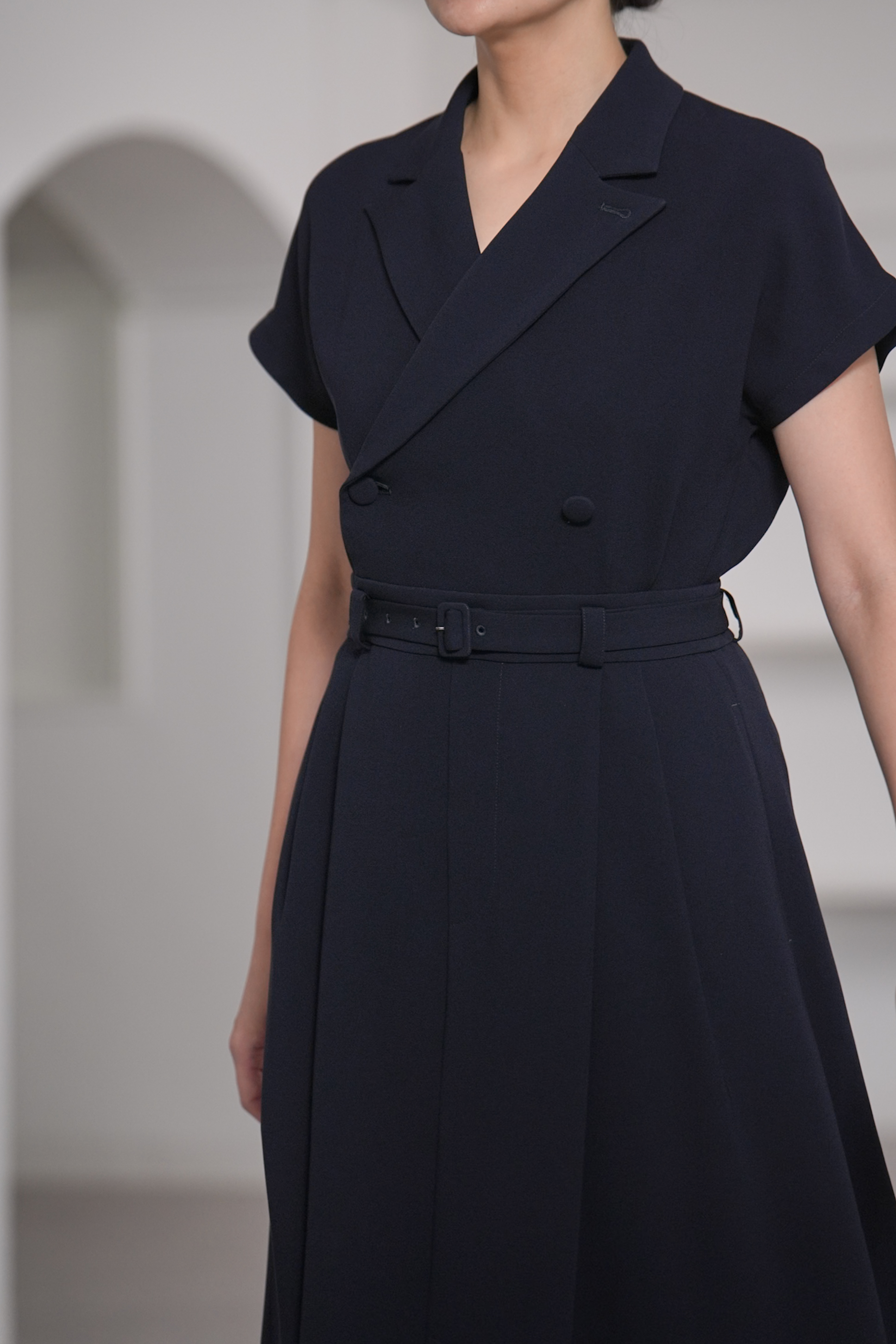 【2月中旬-2月末デリバリー予定】Elliot (全2色)の画像