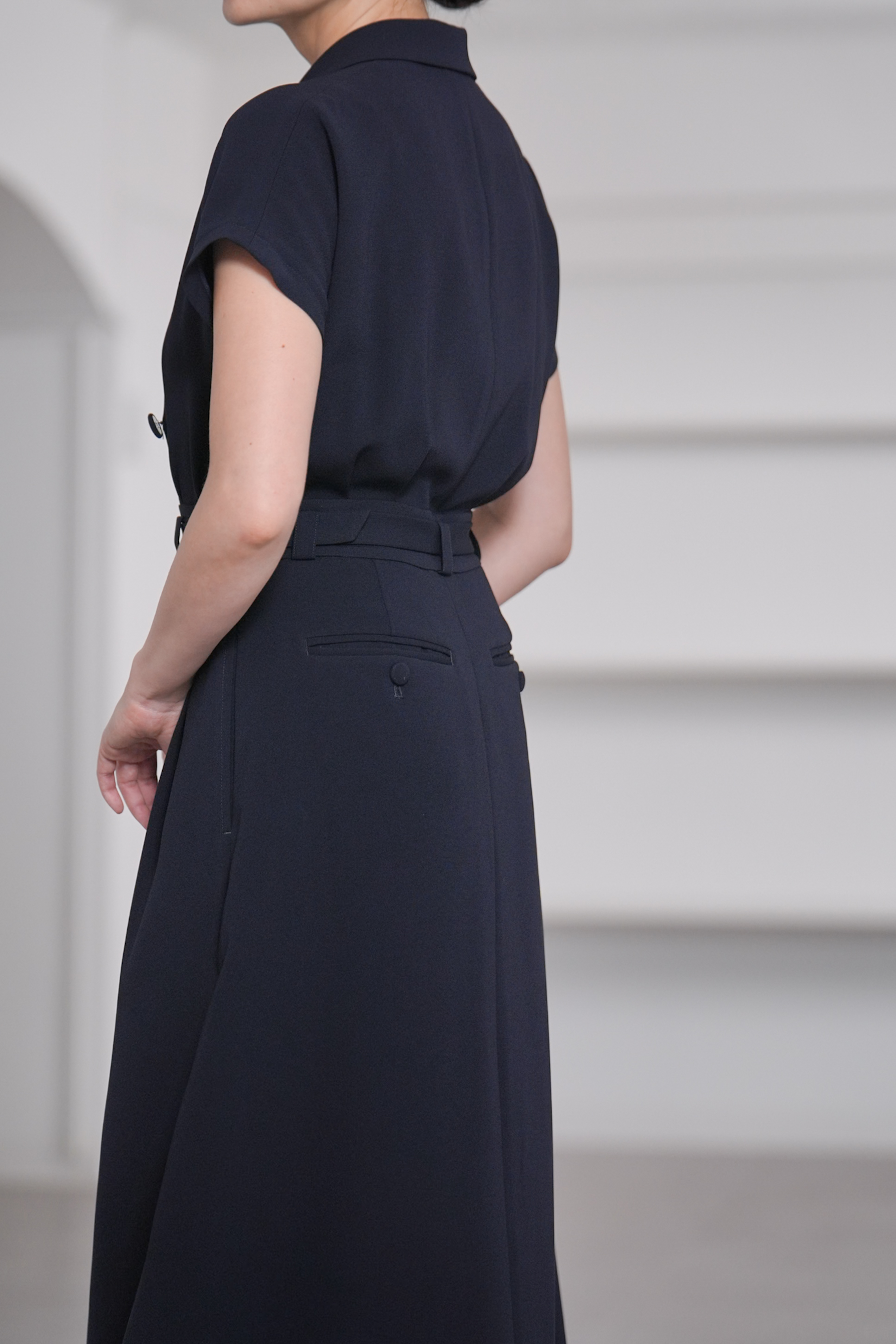 【2月中旬-2月末デリバリー予定】Elliot (全2色)の画像