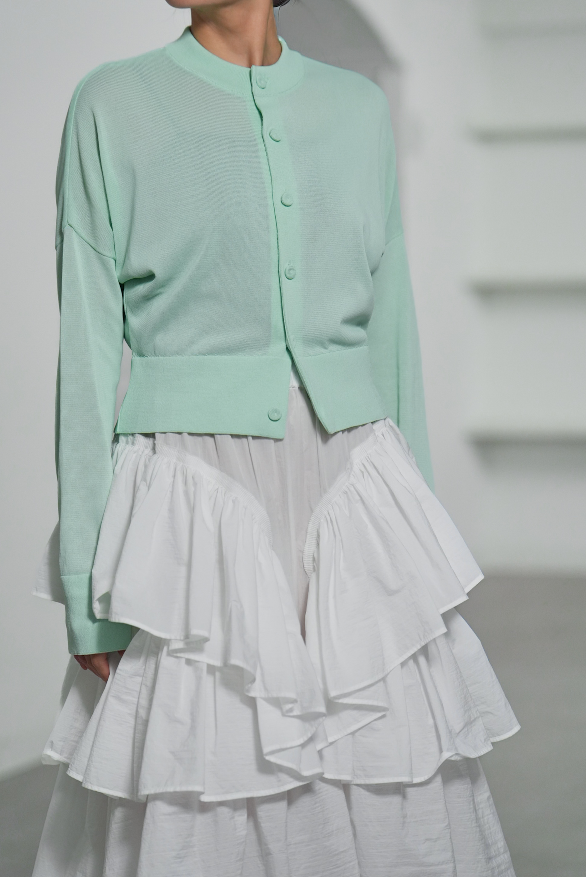 【3月末-4月中旬デリバリー予定】Demi Sheer (全4色)の画像