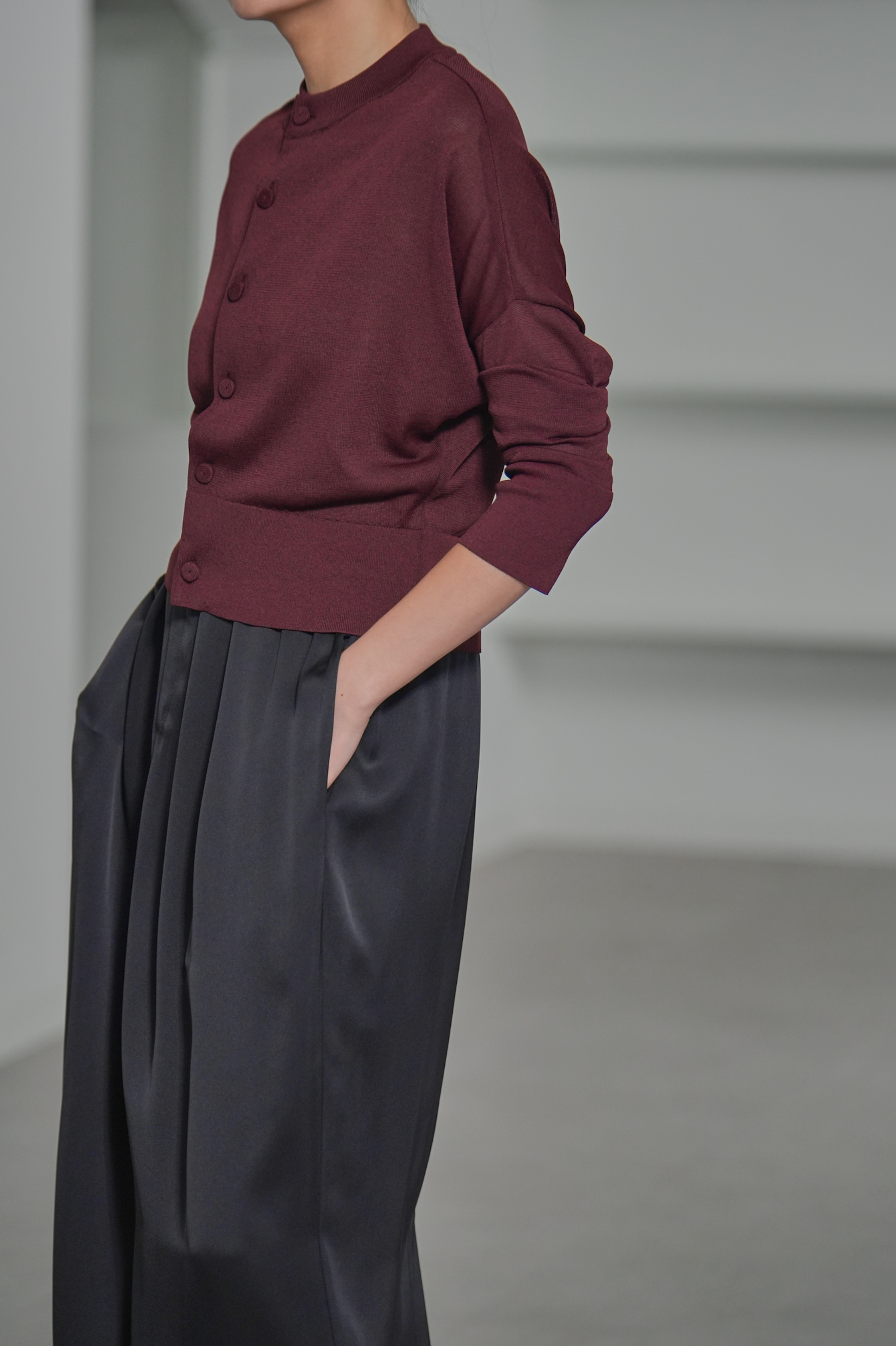 【3月末-4月中旬デリバリー予定】Demi Sheer (全4色)の画像